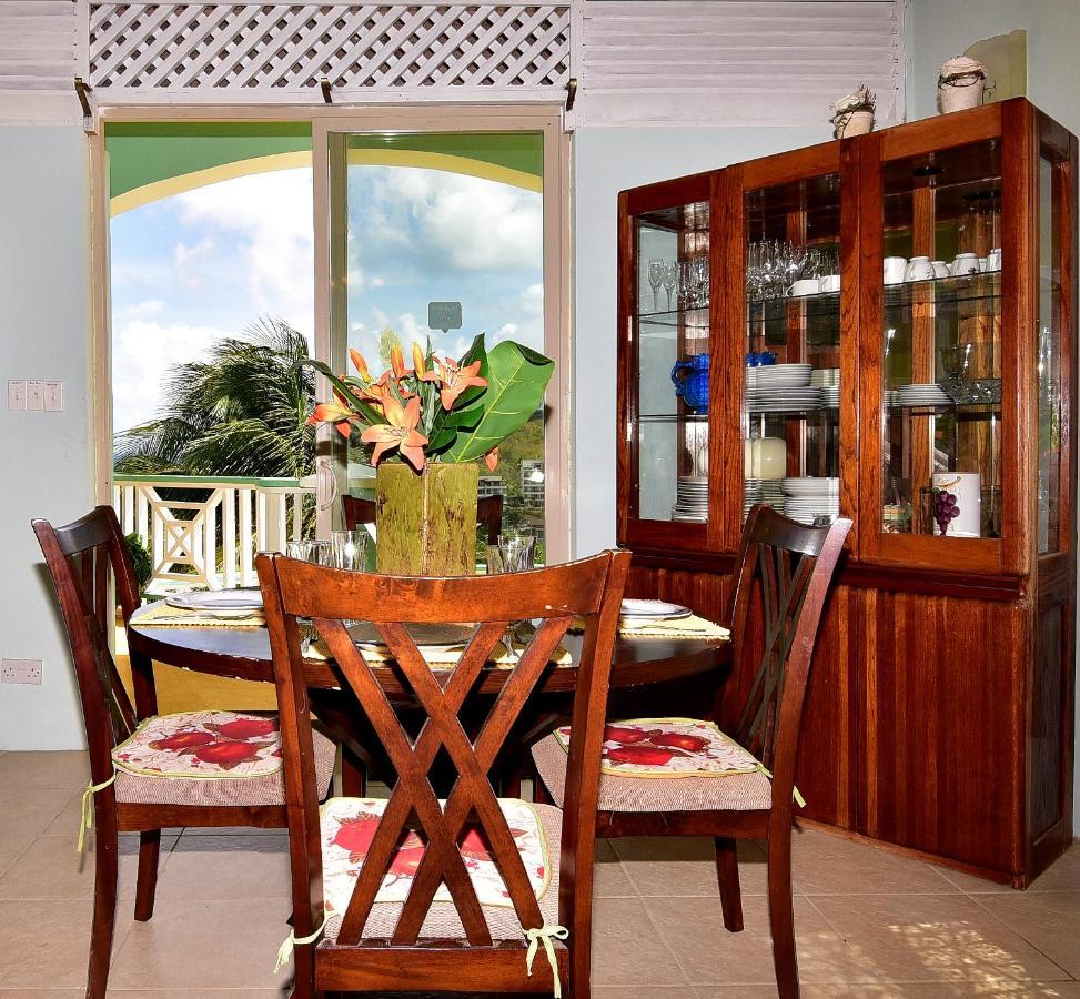 גרוס איילט Beachfront Villa מראה חיצוני תמונה
