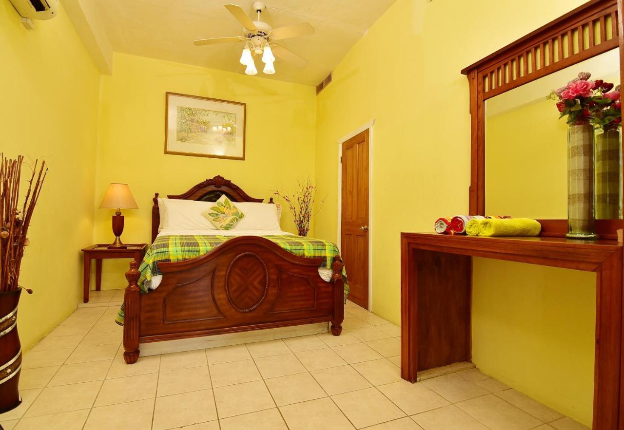 גרוס איילט Beachfront Villa מראה חיצוני תמונה